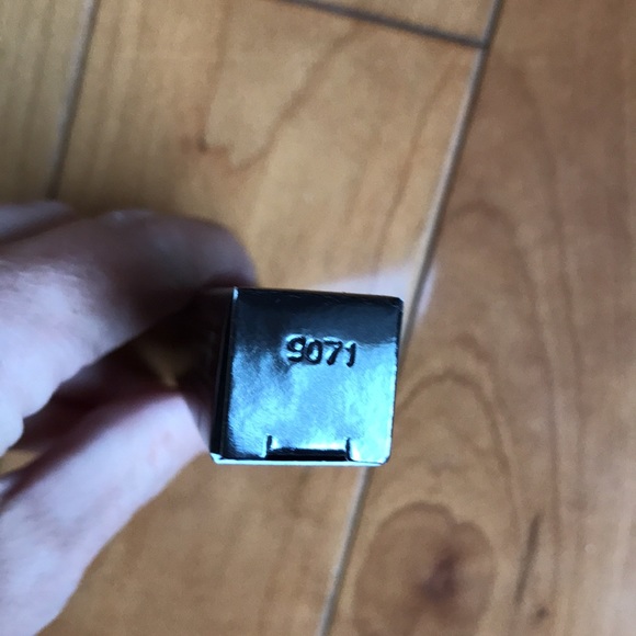 Laura Mercier - Liquid Eye Shadow- Caviar Chrome Veil - Night Sky - Picture 7 of 7